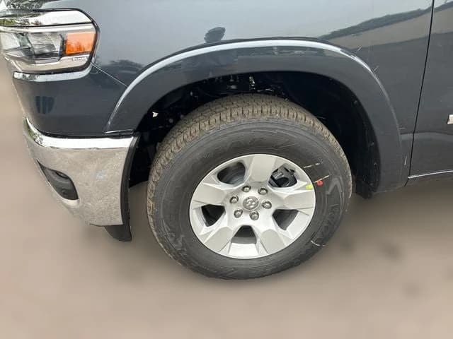 Ram 1500 Big Horn 4x4 Crew Cab 5'7" Box 2026 — side view