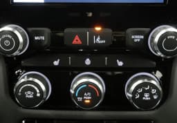 Ram 1500 Big Horn 4x4 Crew Cab 5'7" Box 2026 — side view