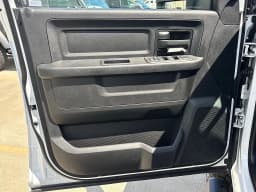 Ram 2500 Tradesman 4x4 Crew Cab 6'4" Box 2026 — side view