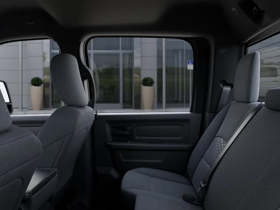 Ram 2500 Tradesman 4x4 Crew Cab 6'4" Box 2026 — side view