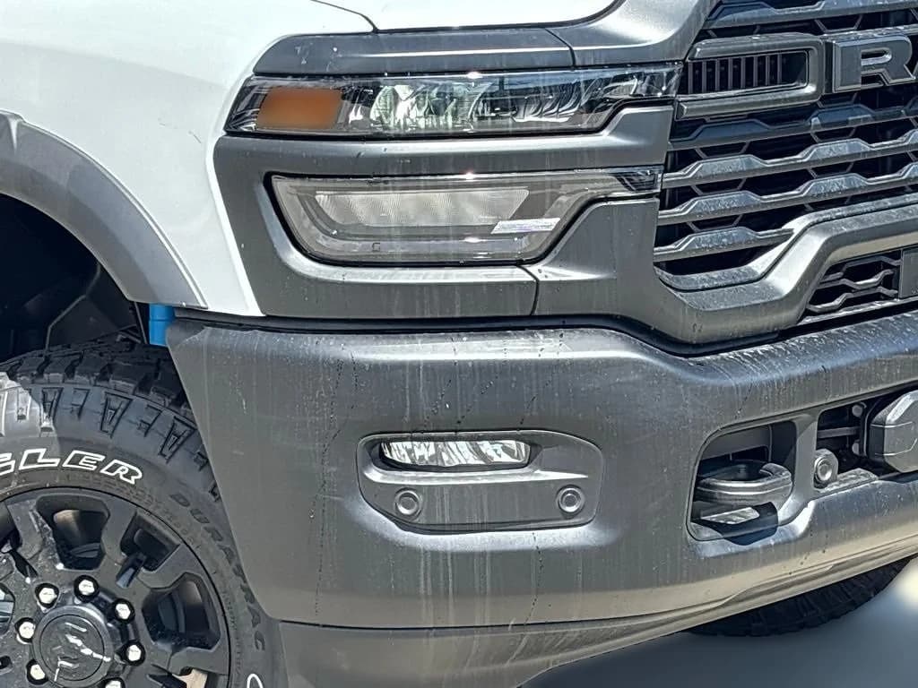 Ram 2500 Tradesman 4x4 Crew Cab 6'4" Box 2026 — side view