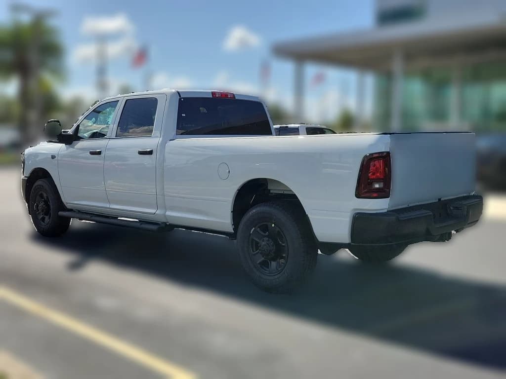 Ram 2500 Tradesman 4x2 Crew Cab 8' Box 2027 — side view