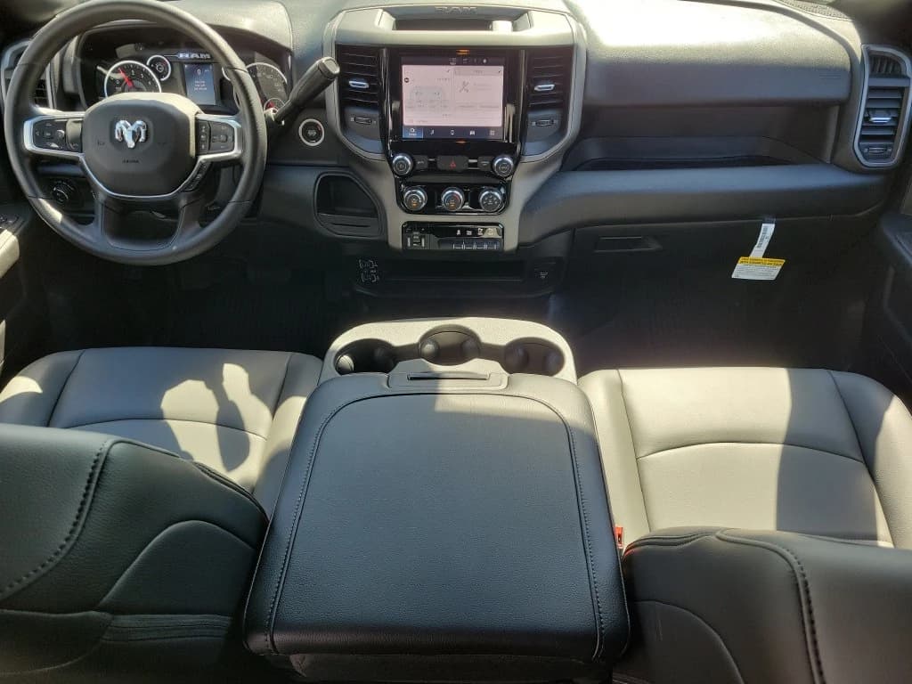 Ram 2500 Tradesman 4x2 Crew Cab 8' Box 2027 — side view