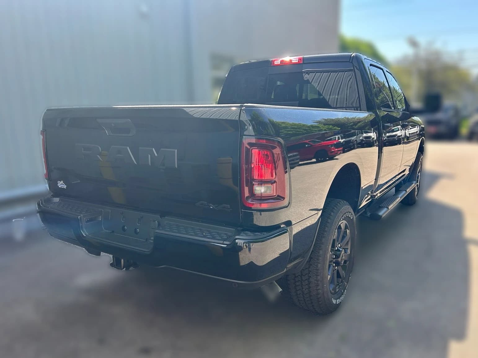 Ram 2500 Black Express 4x4 Crew Cab 6'4" Box 2026 — side view