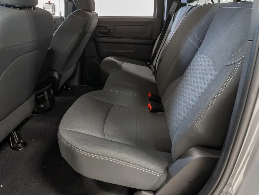 Ram 2500 Black Express 4x4 Crew Cab 6'4" Box 2027 — side view