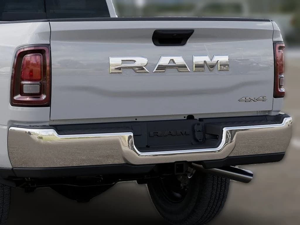 Ram 2500 Tradesman 4x4 Crew Cab 6'4" Box 2026 — side view