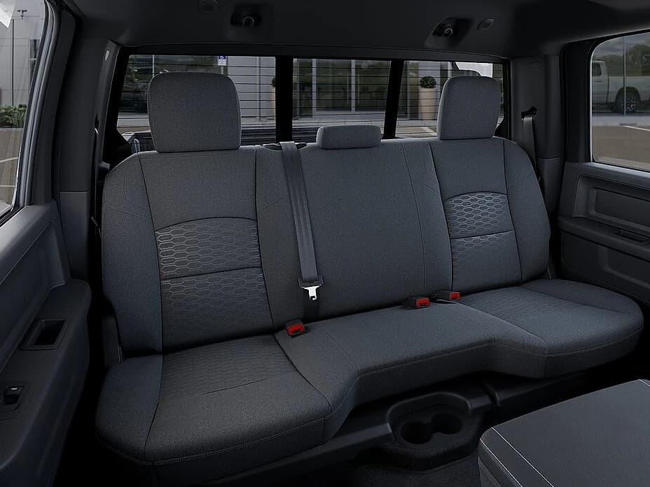 Ram 2500 Warlock 4x4 Crew Cab 6'4" Box 2026 — side view