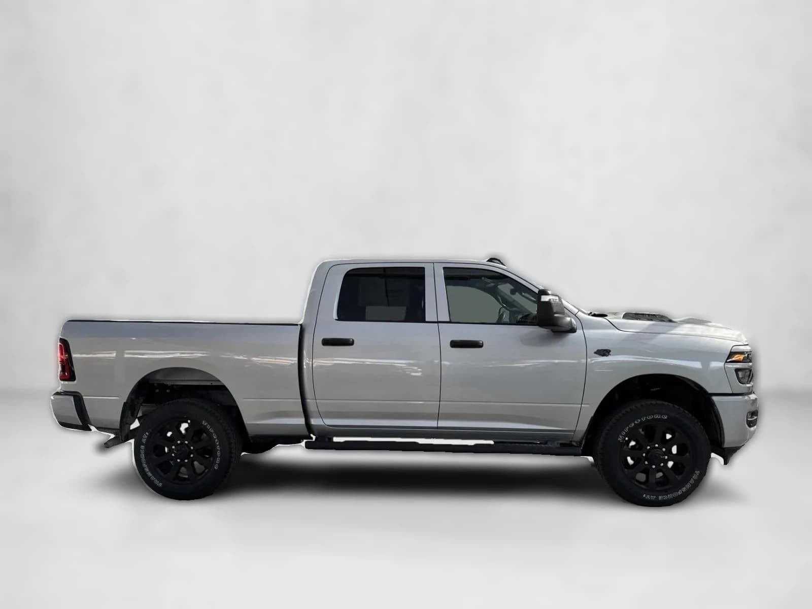 Ram 2500 Tradesman 4x4 Crew Cab 6'4" Box 2027 — side view