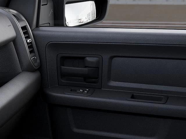 Ram 2500 Tradesman 4x4 Crew Cab 6'4" Box 2026 — side view