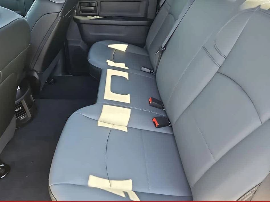 Ram 2500 Tradesman 4x4 Crew Cab 6'4" Box 2026 — side view