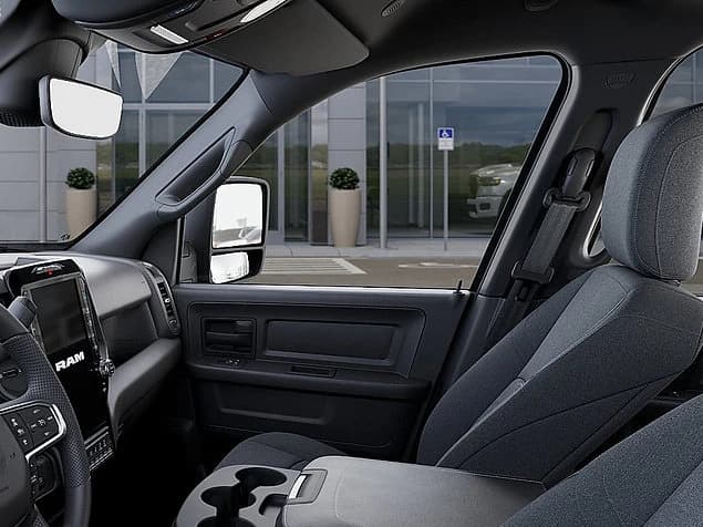 Ram 2500 Tradesman 4x4 Crew Cab 6'4" Box 2026 — side view