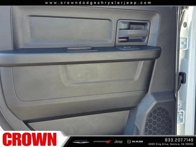 Ram 2500 Tradesman 4x4 Crew Cab 6'4" Box 2026 — side view
