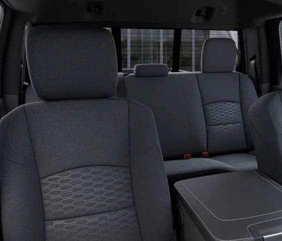 Ram 2500 Tradesman 4x4 Crew Cab 6'4" Box 2027 — side view