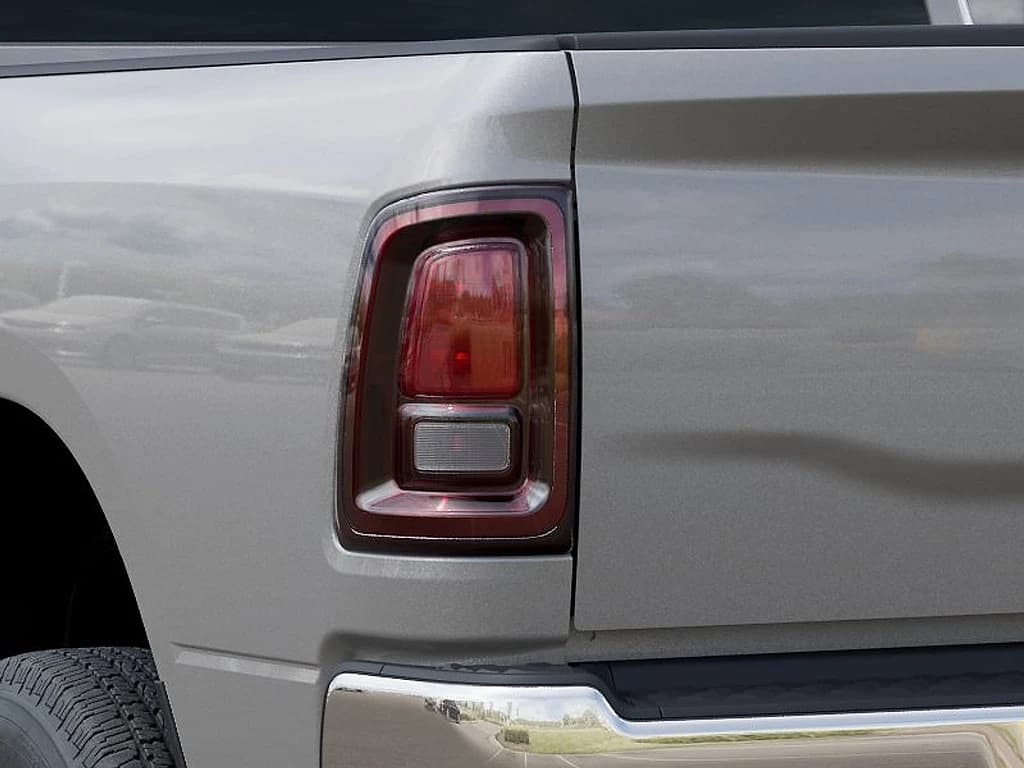 Ram 2500 Tradesman 4x4 Crew Cab 6'4" Box 2026 — side view