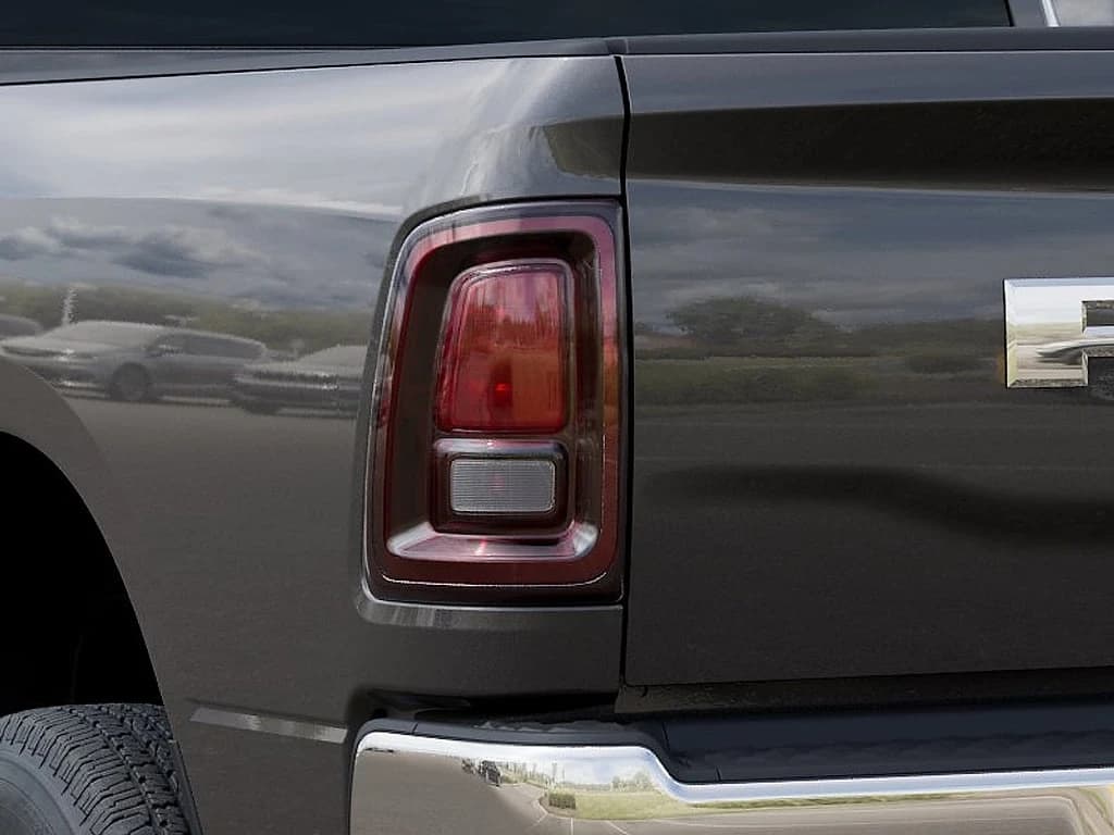 Ram 2500 Tradesman 4x4 Crew Cab 6'4" Box 2026 — side view