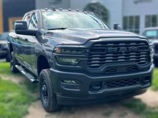 Ram 2500 Tradesman 4x4 Crew Cab 6'4" Box