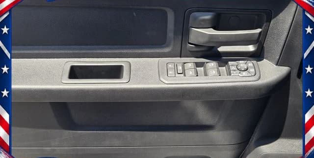 Ram 2500 Black Express 4x4 Crew Cab 6'4" Box 2026 — side view