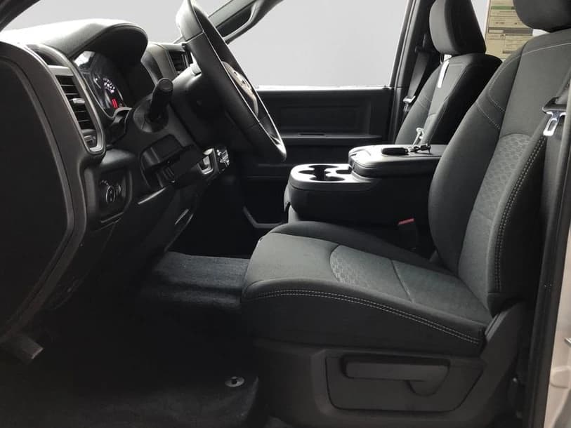 Ram 2500 Black Express 4x4 Crew Cab 6'4" Box 2026 — side view