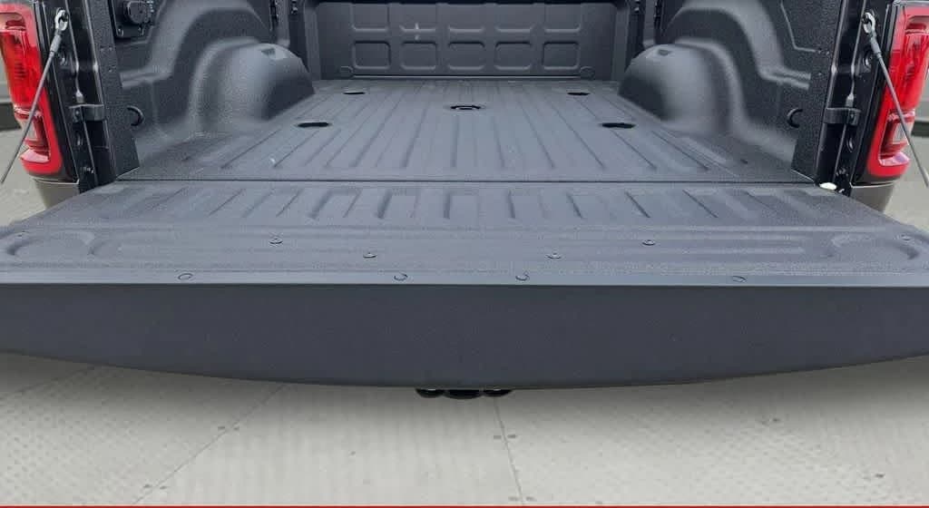 Ram 2500 Black Express 4x4 Crew Cab 6'4" Box 2026 — side view