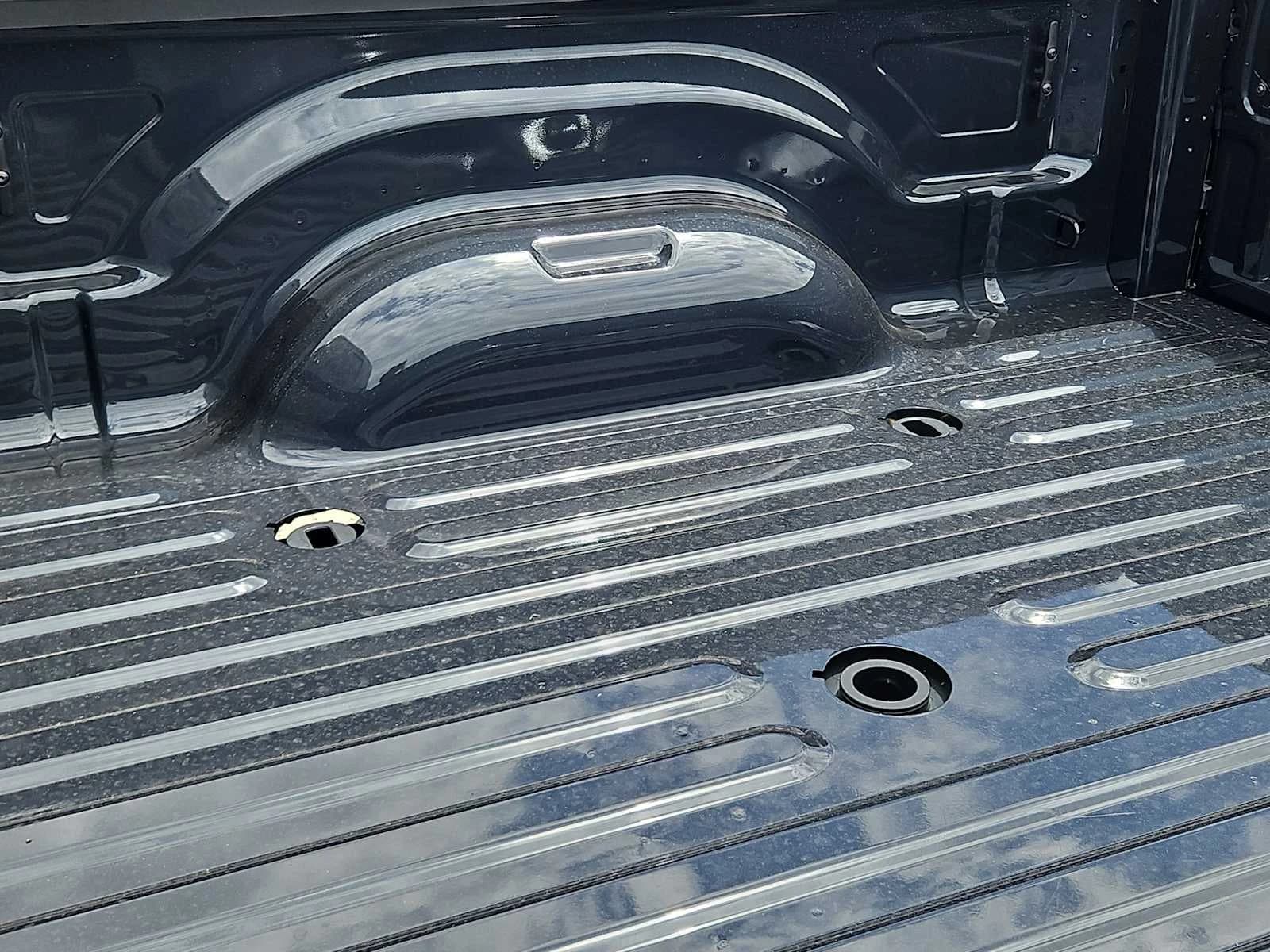 Ram 2500 Warlock 4x4 Crew Cab 6'4" Box 2026 — side view