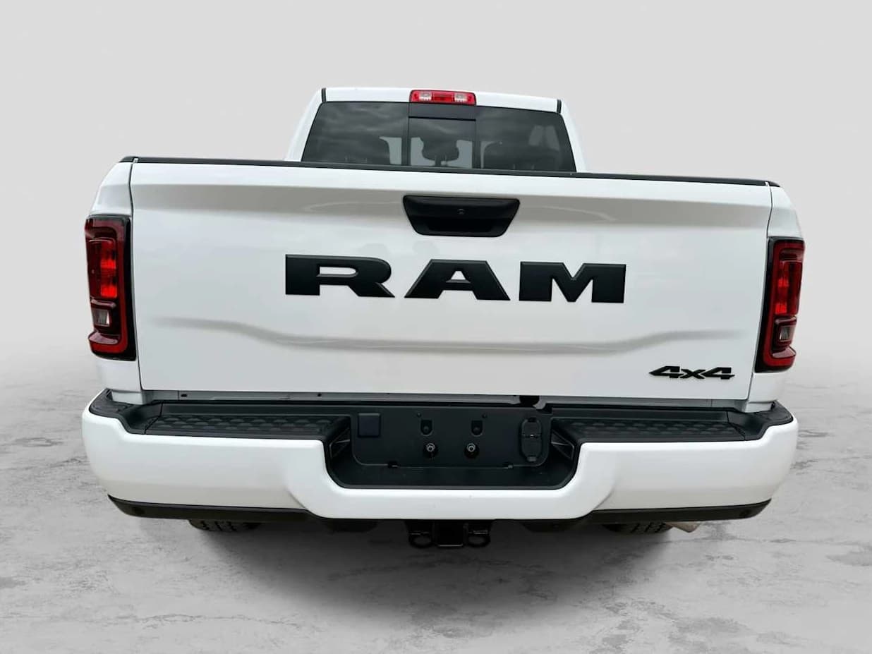 Ram 2500 Black Express 4x4 Crew Cab 6'4" Box 2026 — side view