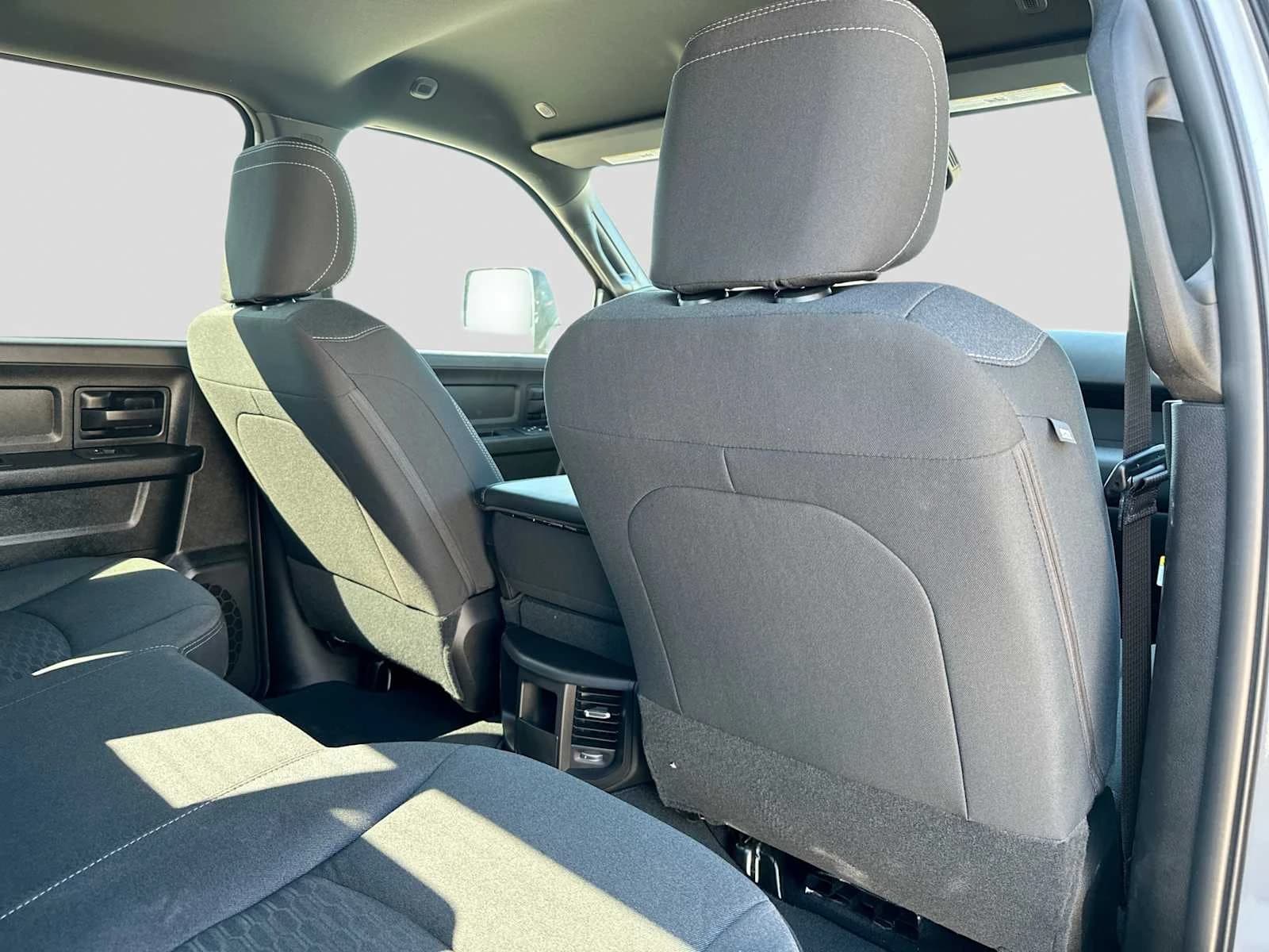 Ram 2500 Black Express 4x4 Crew Cab 6'4" Box 2027 — side view