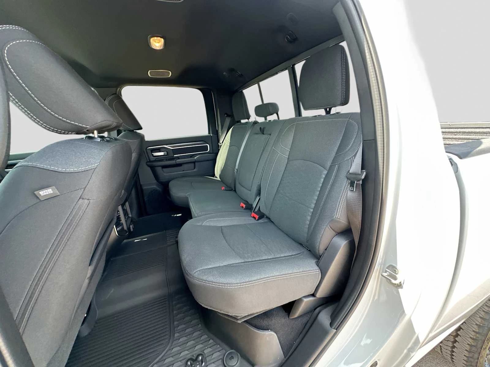 Ram 2500 Big Horn 4x4 Crew Cab 6'4" Box 2026 — side view