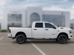 Ram 2500 Big Horn 4x4 Crew Cab 6'4" Box 2027 — side view