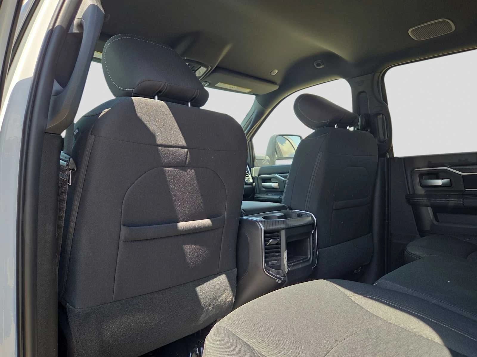 Ram 2500 Lone Star 4x4 Crew Cab 6'4" Box 2027 — side view