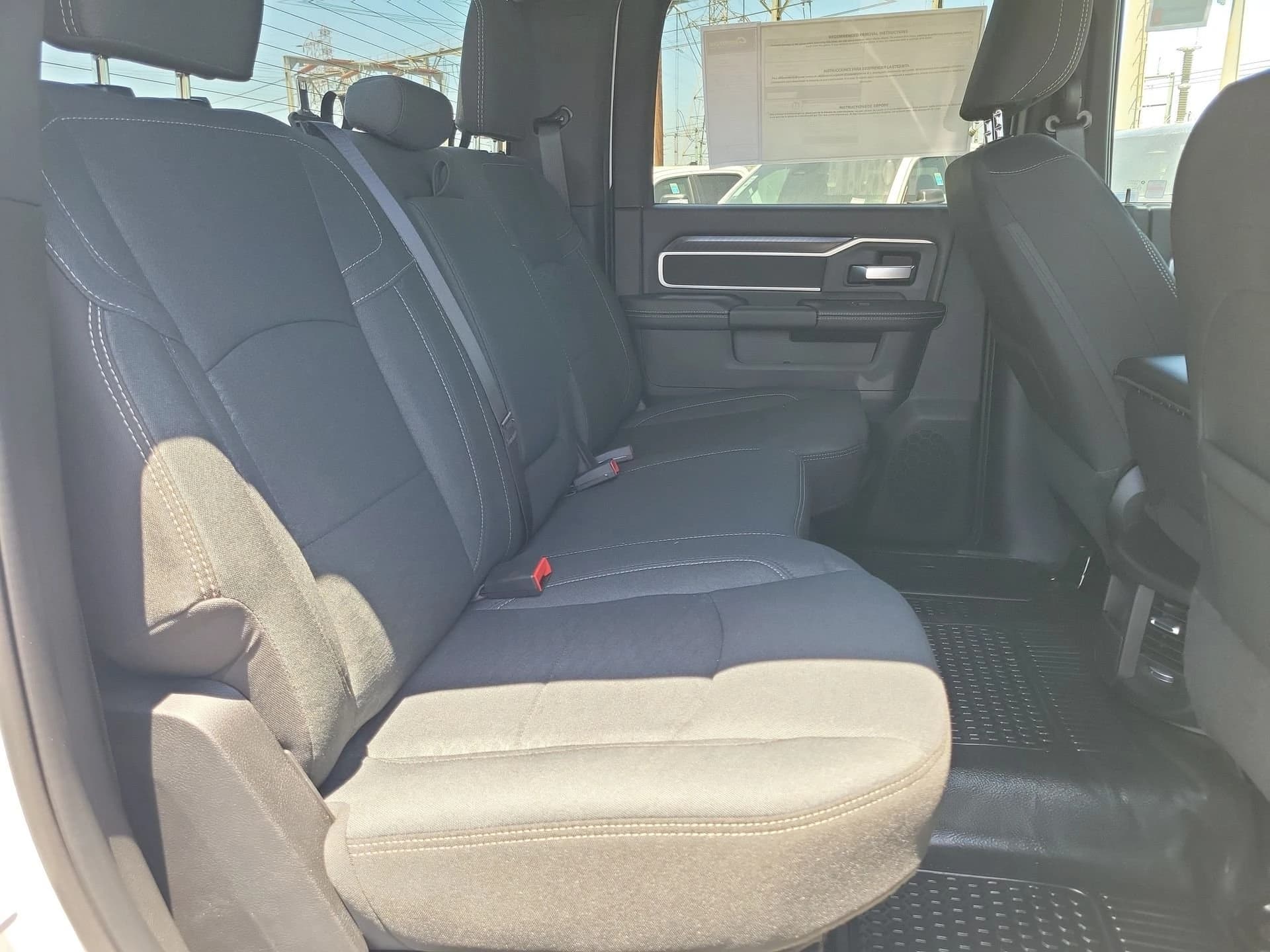 Ram 2500 Big Horn 4x4 Crew Cab 6'4" Box 2026 — side view