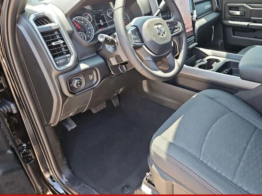 Ram 2500 Lone Star 4x4 Crew Cab 6'4" Box 2026 — side view