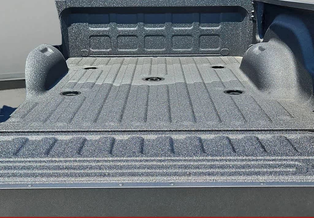 Ram 2500 Lone Star 4x4 Crew Cab 6'4" Box 2026 — side view