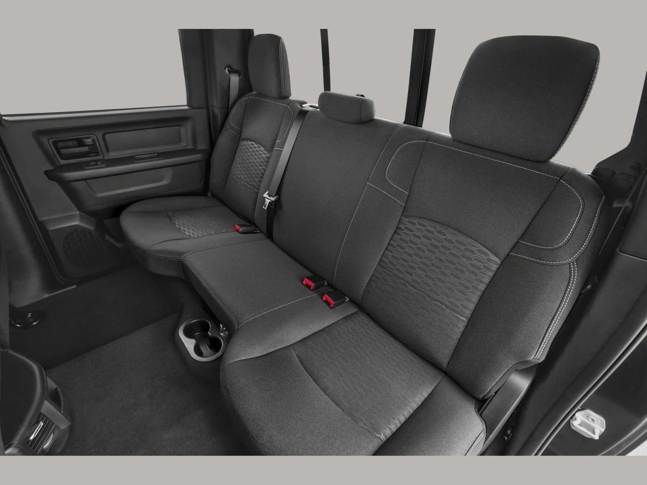 Ram 2500 Big Horn 4x4 Crew Cab 6'4" Box 2026 — side view