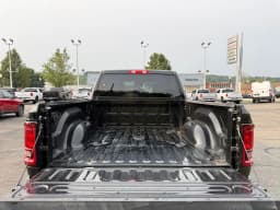 Ram 2500 Big Horn 4x4 Crew Cab 6'4" Box 2026 — side view