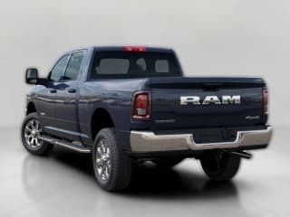 Ram 2500 Big Horn 4x4 Crew Cab 6'4" Box