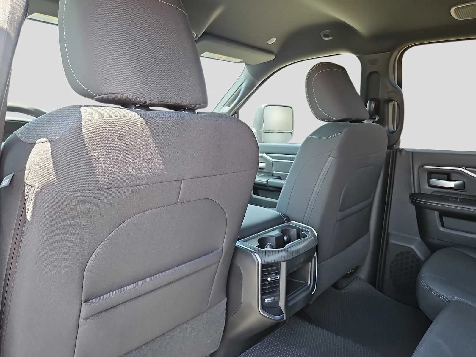 Ram 2500 Lone Star 4x4 Crew Cab 6'4" Box 2027 — side view