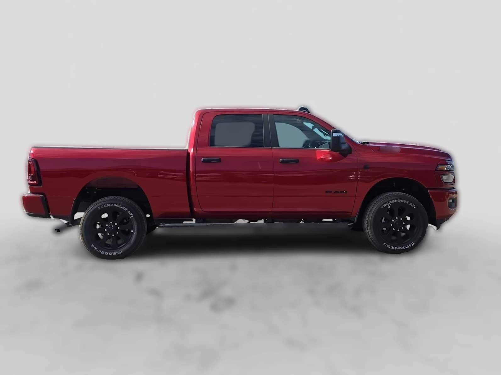 Ram 2500 Lone Star 4x4 Crew Cab 6'4" Box 2026 — side view