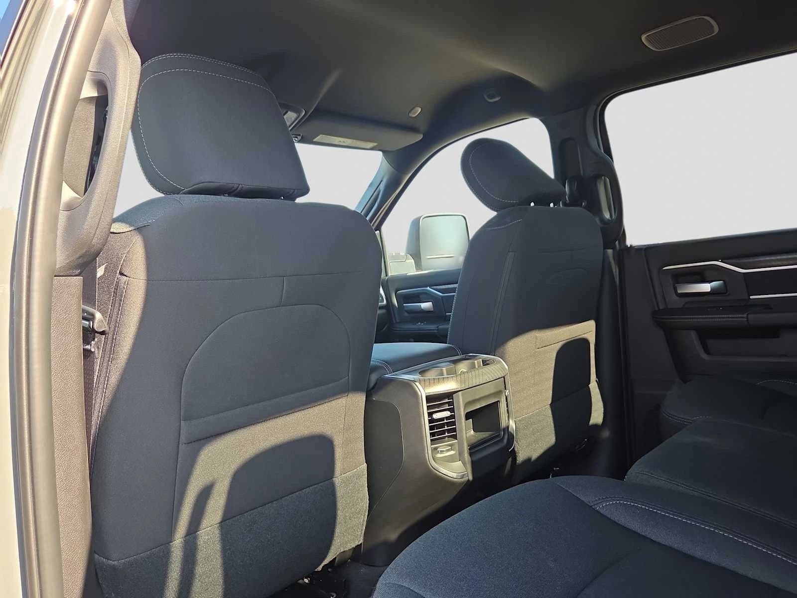 Ram 2500 Lone Star 4x4 Crew Cab 6'4" Box 2027 — side view