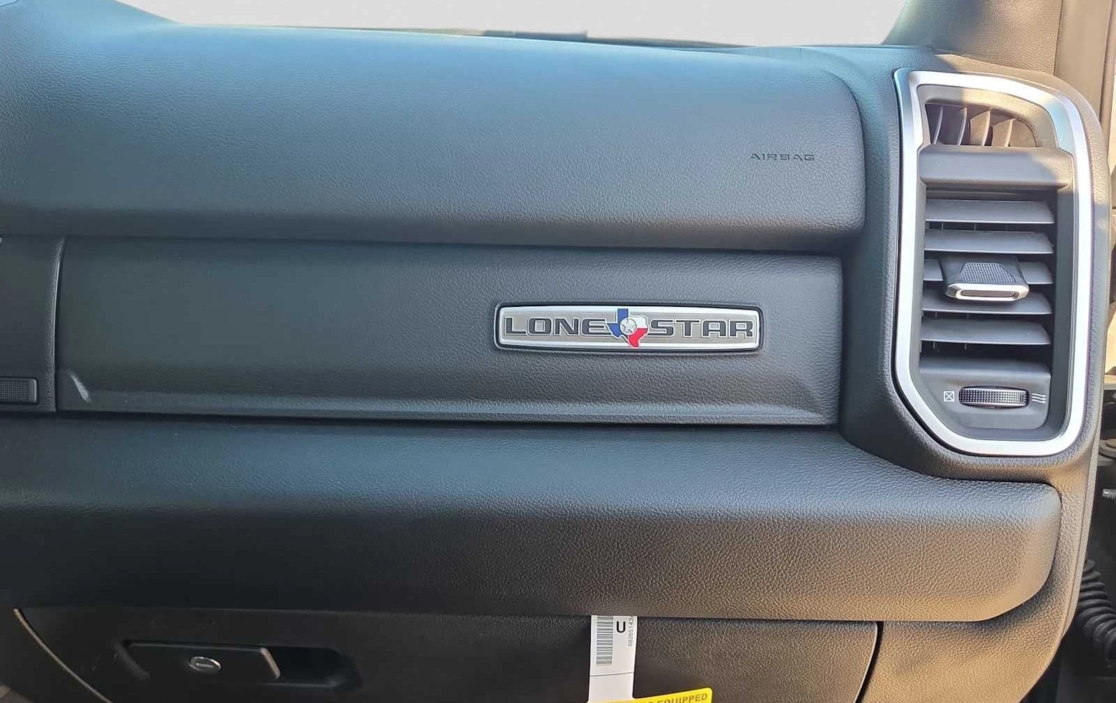 Ram 2500 Lone Star 4x4 Crew Cab 6'4" Box 2027 — side view