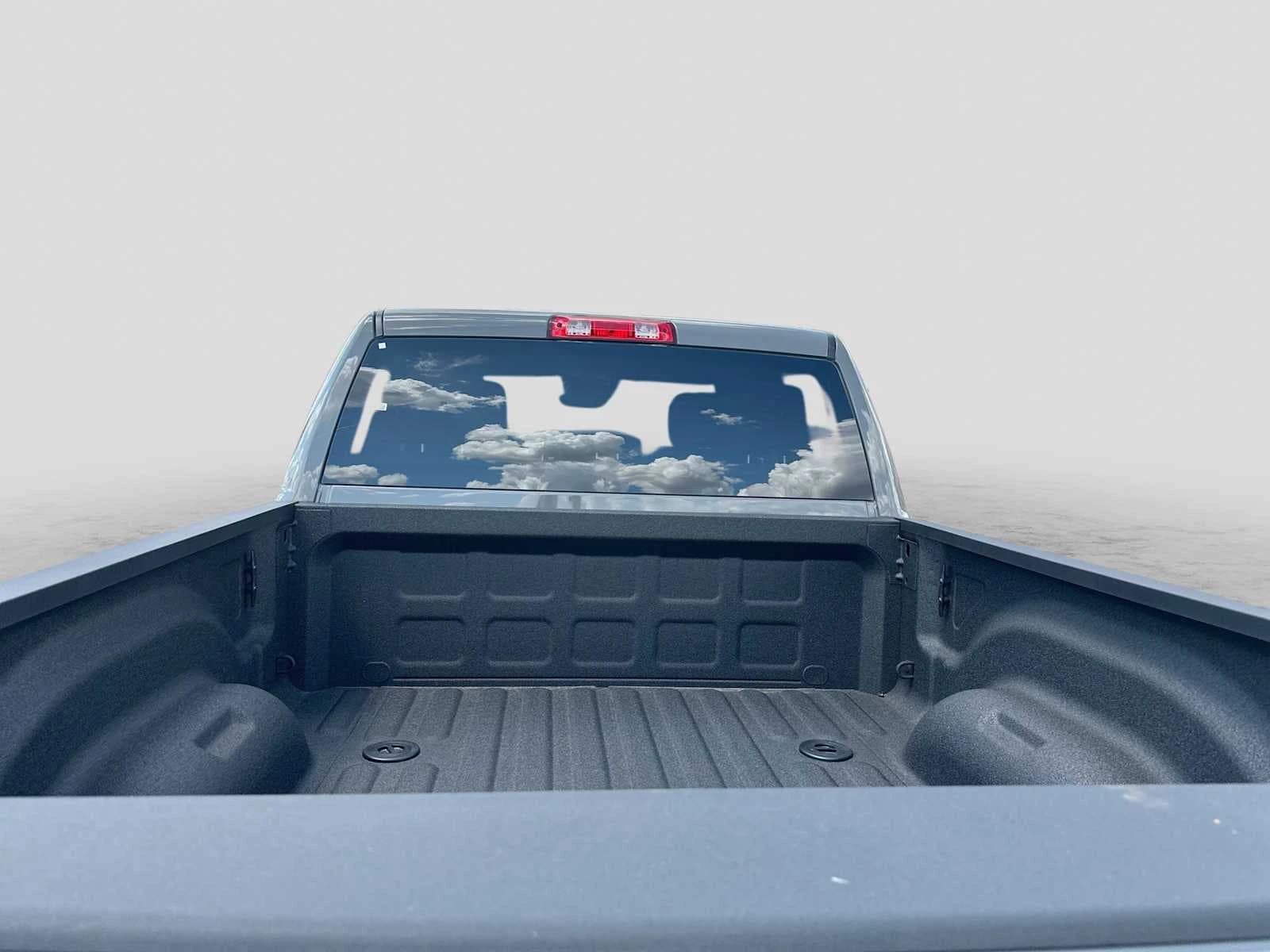 Ram 2500 Lone Star 4x4 Crew Cab 6'4" Box 2027 — side view