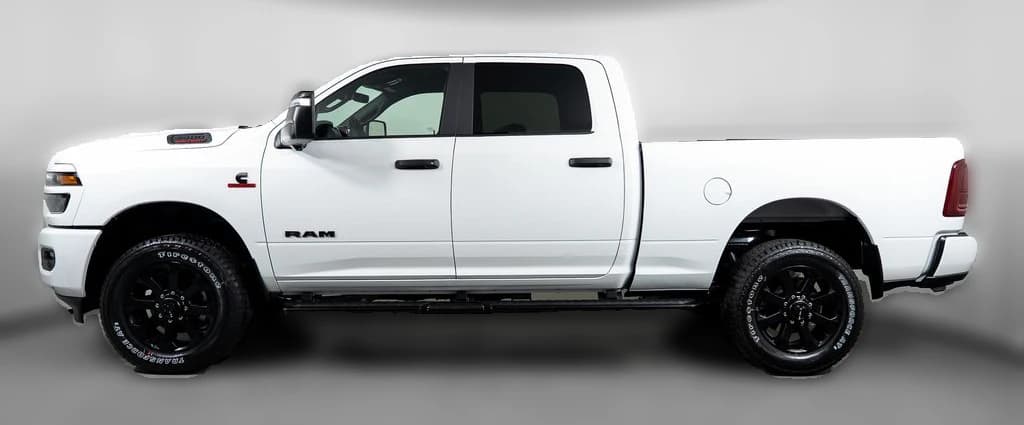 Ram 2500 Big Horn 4x4 Crew Cab 6'4" Box 2027 — side view