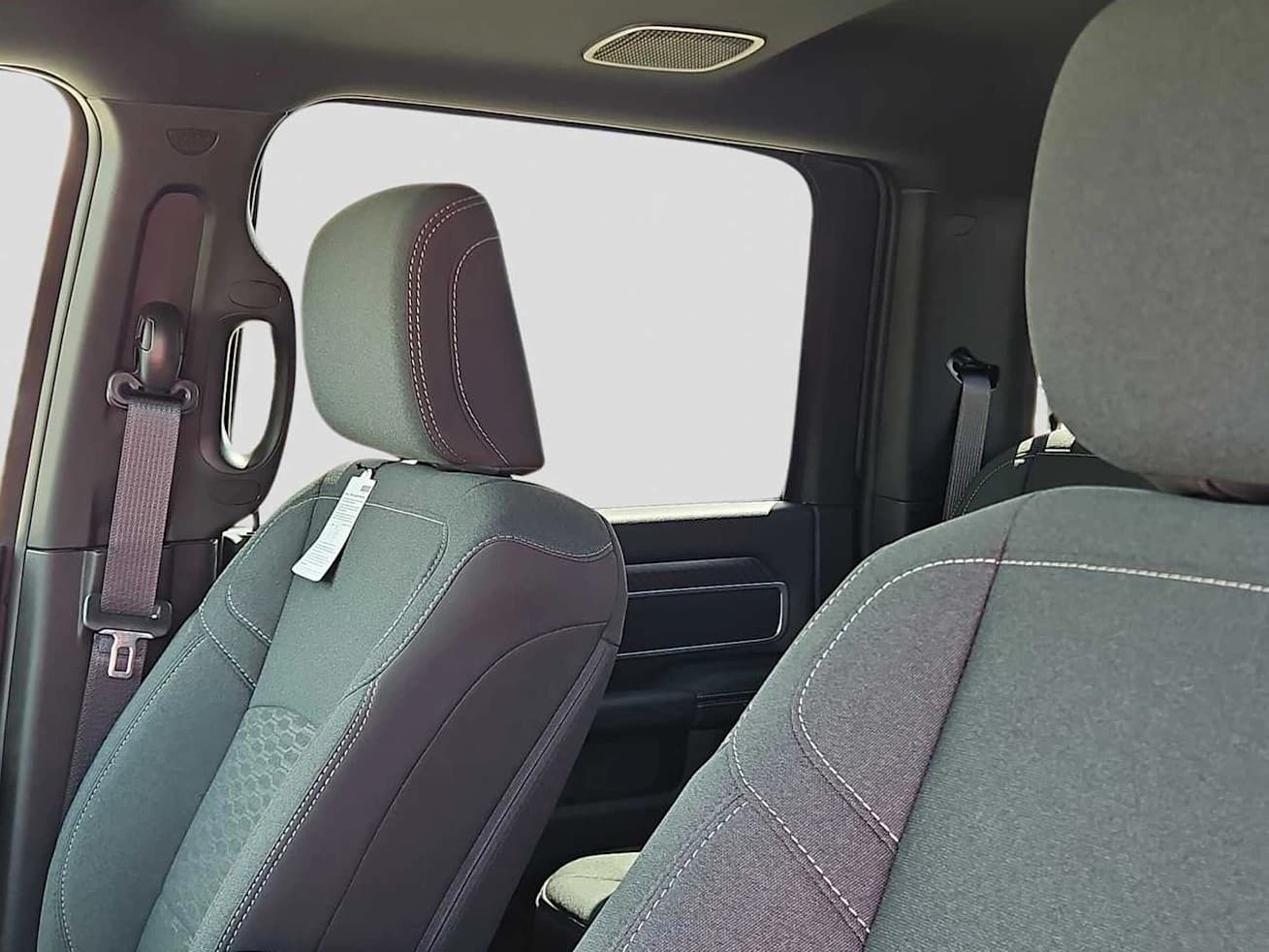 Ram 2500 Lone Star 4x4 Crew Cab 6'4" Box 2026 — side view