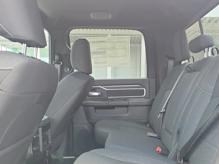 Ram 2500 Big Horn 4x4 Crew Cab 6'4" Box 2026 — side view