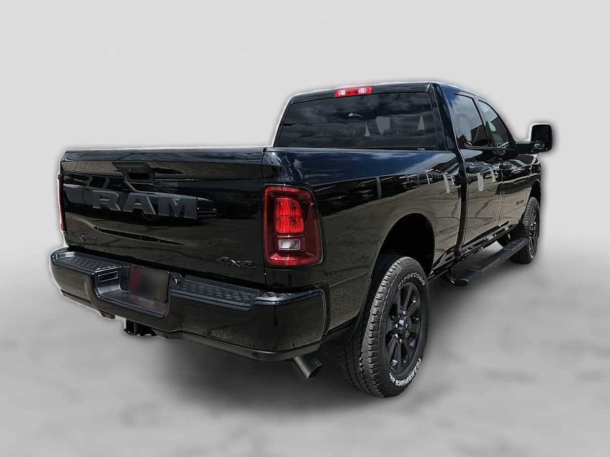 Ram 2500 Lone Star 4x4 Crew Cab 6'4" Box 2026 — side view