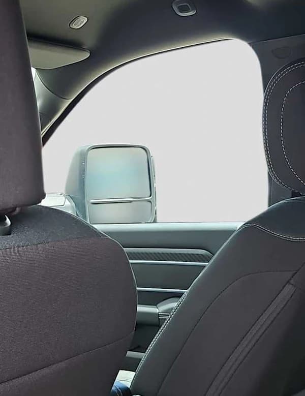 Ram 2500 Lone Star 4x4 Crew Cab 6'4" Box 2026 — side view