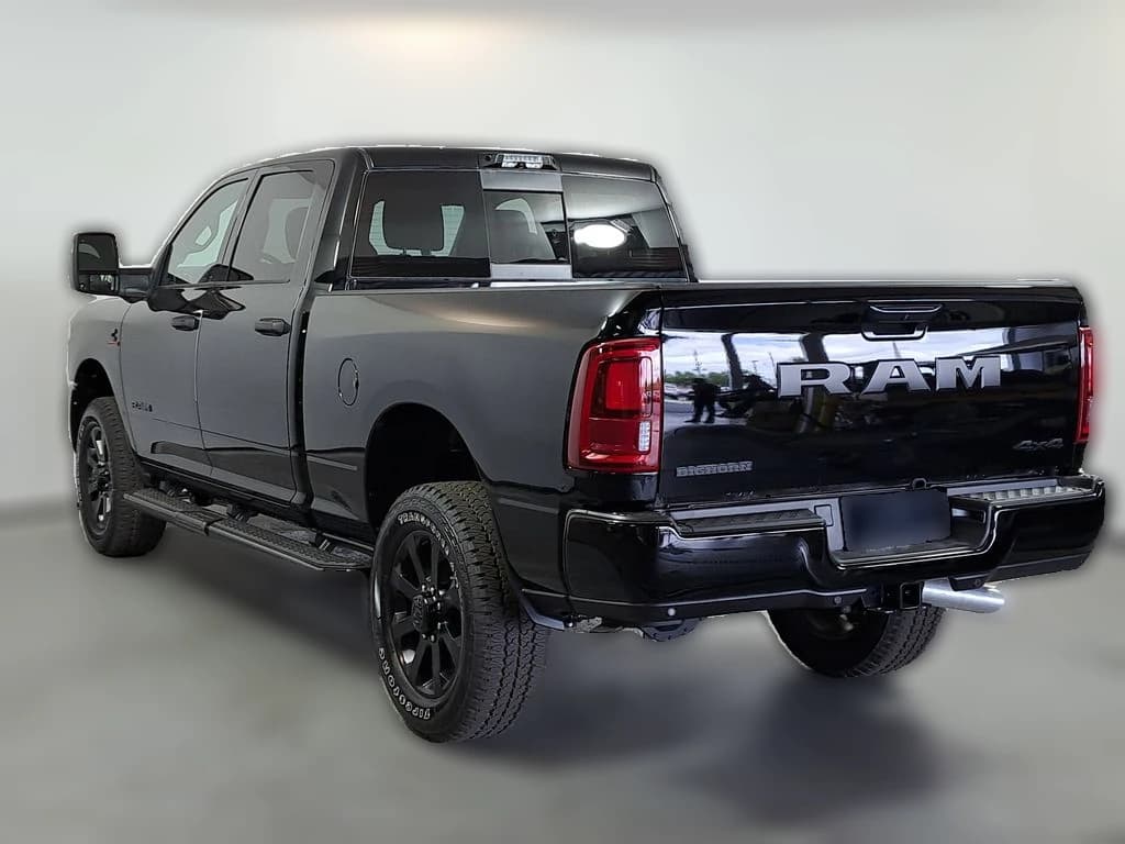 Ram 2500 Big Horn 4x4 Crew Cab 6'4" Box 2026 — side view
