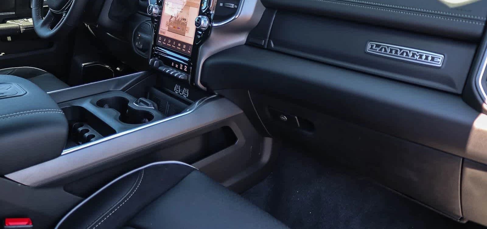 Ram 2500 Laramie 4x4 Crew Cab 6'4" Box 2026 — side view