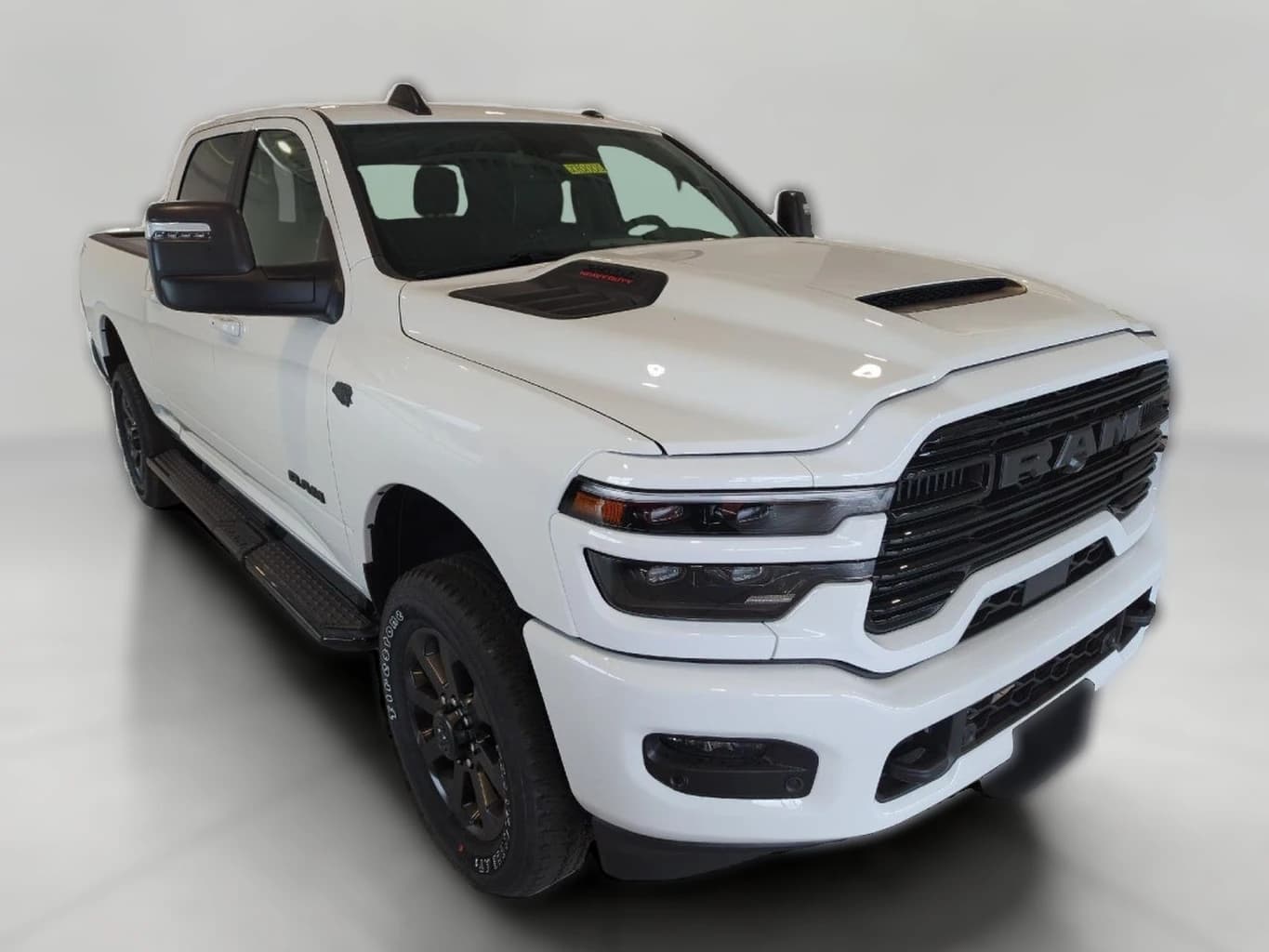 Ram 2500 Laramie 4x4 Crew Cab 6'4" Box 2027 — side view