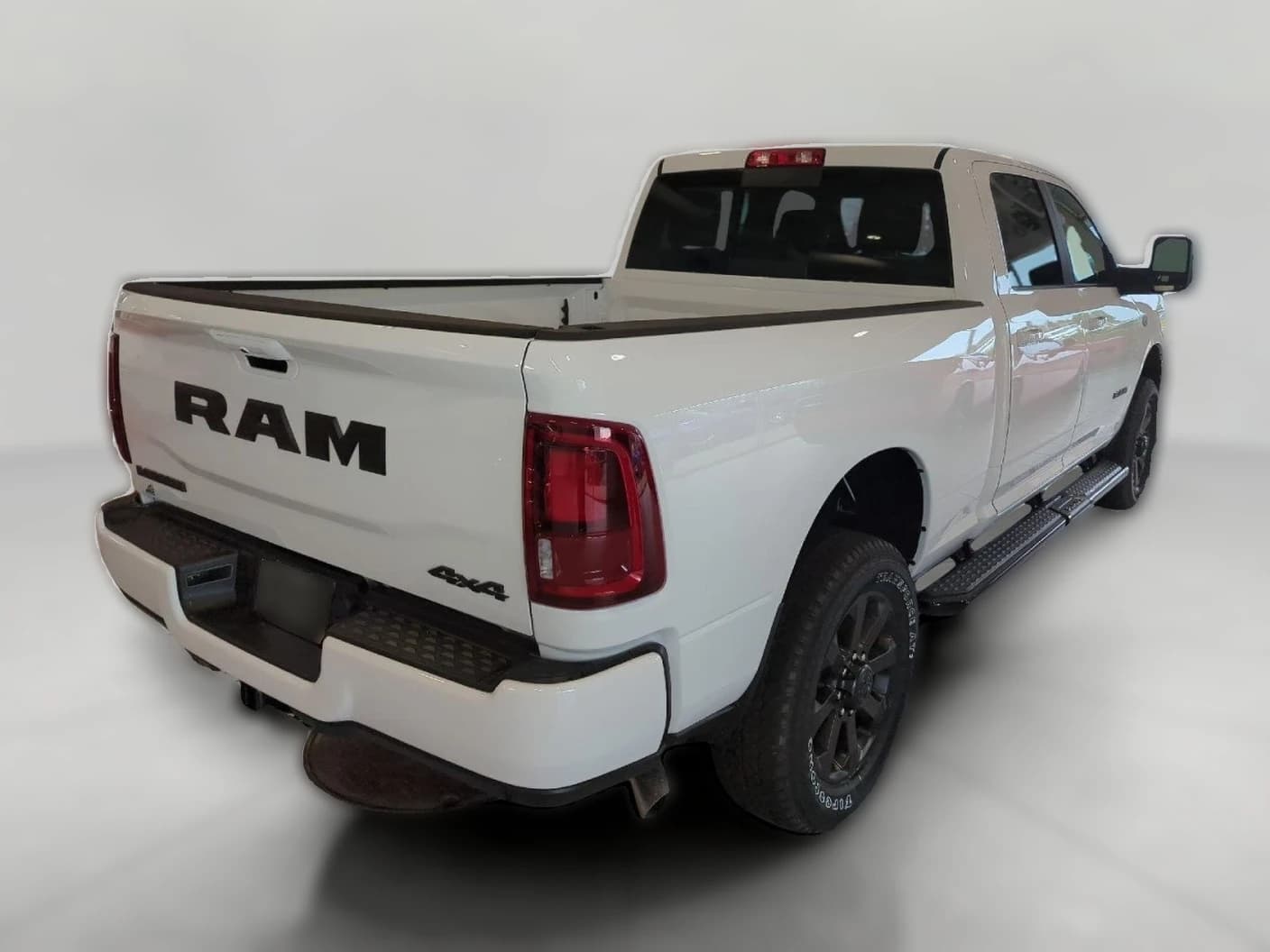 Ram 2500 Laramie 4x4 Crew Cab 6'4" Box 2027 — side view