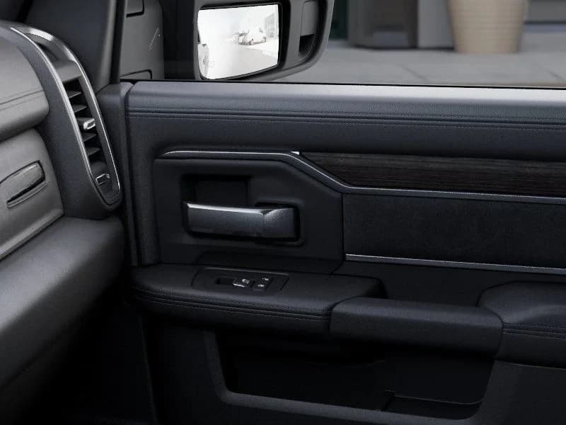 Ram 2500 Laramie 4x4 Crew Cab 6'4" Box 2027 — side view
